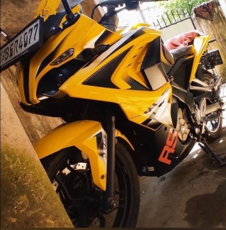 pulsar-rs-200-big-0