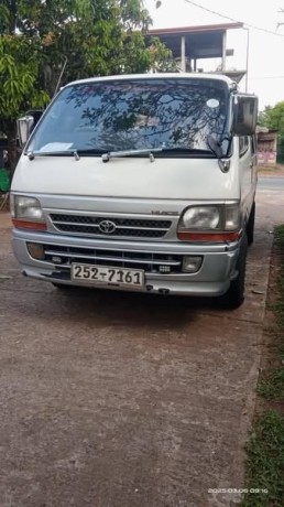 toyota-dolphin-big-0