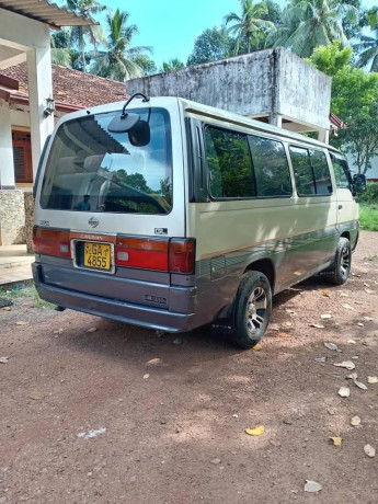 nissan-caravan-td27-big-3