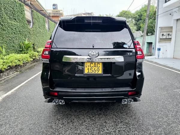 land-cruiser-prado-150-big-3