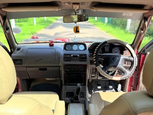 mitsubishi-pajero-montero-big-1
