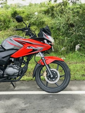 honda-stunner-big-4