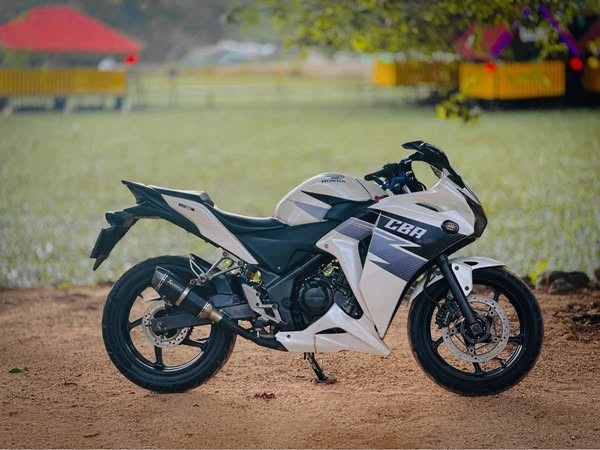 honda-cbr-250r-big-3