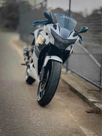 honda-cbr-250r-big-1