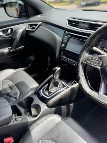 nissan-quashqai-tekna-big-2