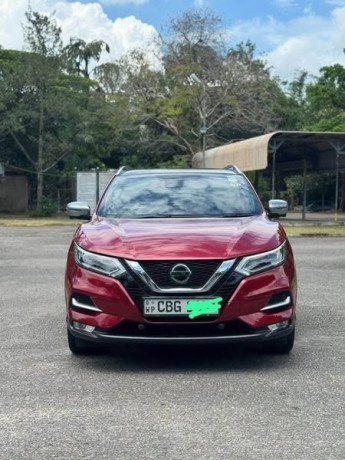 nissan-quashqai-tekna-big-0