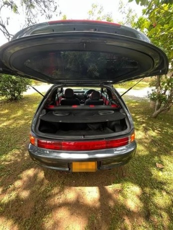 toyota-corolla-2-windy-big-4