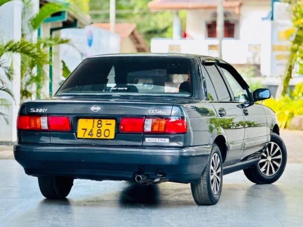 nissan-sunny-fb-13-big-3