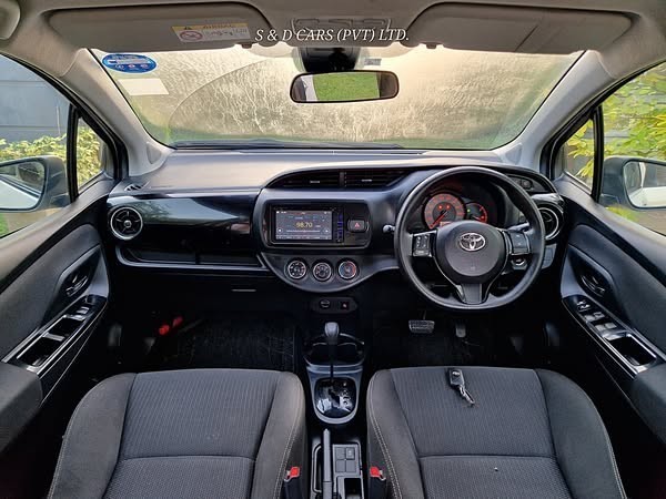 toyota-vitz-ksp-130-big-3