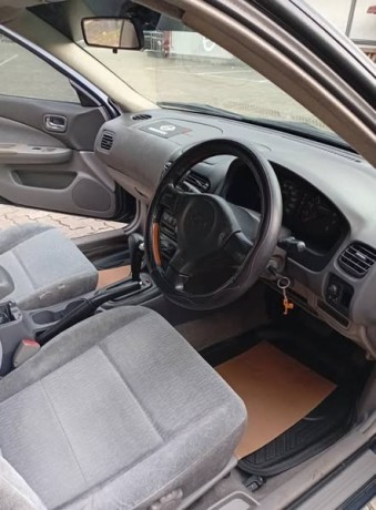 nissan-sunny-fb-15-super-saloon-big-1