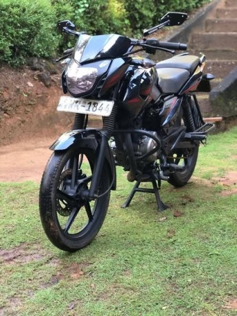 bajaj-pulsar-135-ls-big-4