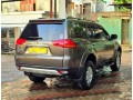 mitshubishi-montero-sport-2012-small-4
