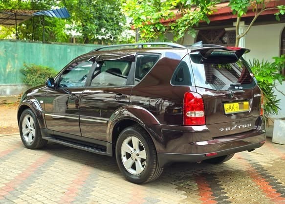 micro-rexton-jeep-big-3