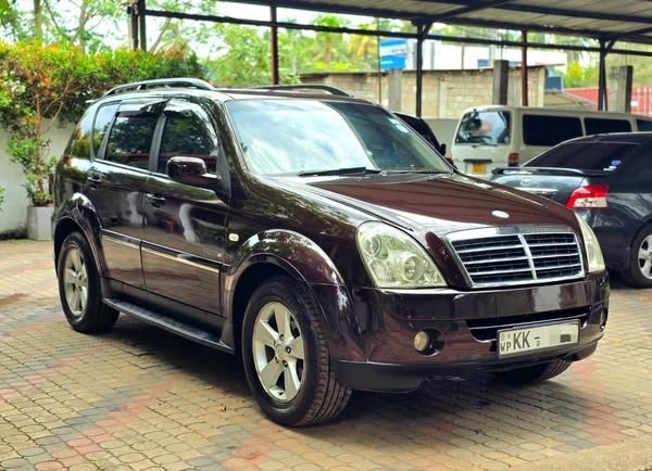 micro-rexton-jeep-big-0