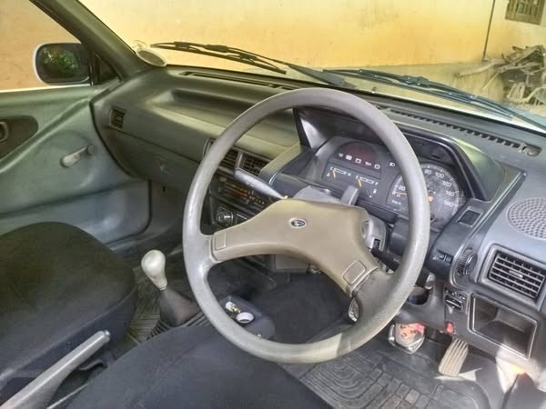 daihatsu-charade-car-big-4