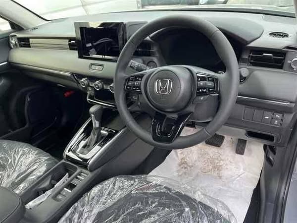 honda-vezel-ehev-z-big-2