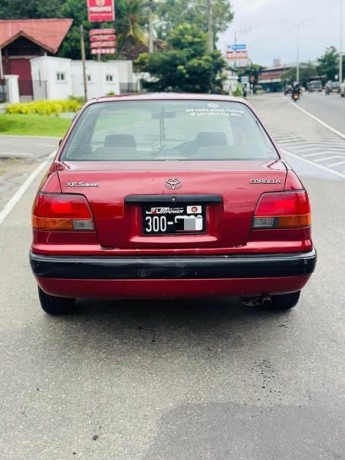toyota-corolla-1995-big-4