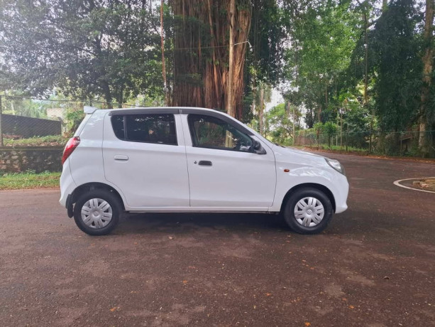 2015-suzuki-alto-alto-800-big-9