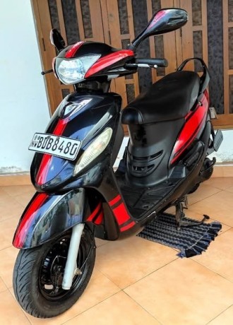 mahindra-rodeo-uzo-125-big-2