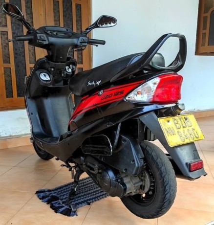 mahindra-rodeo-uzo-125-big-1