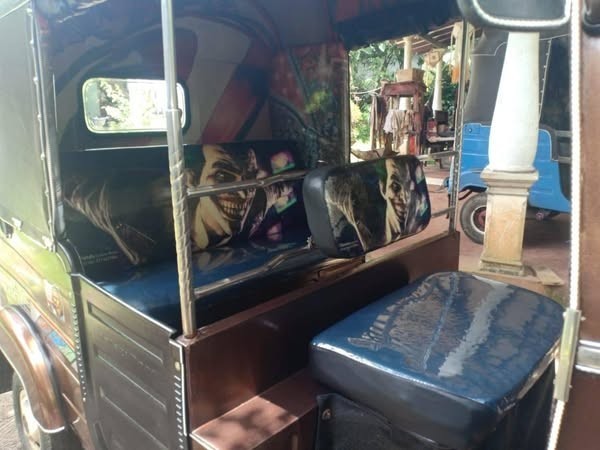 bajaj-2-stoke-big-3