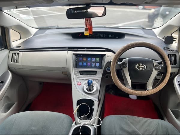 toyota-prius-30-big-2