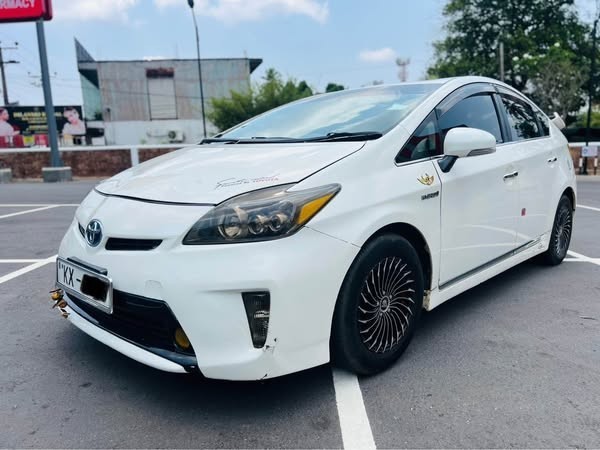 toyota-prius-30-big-3