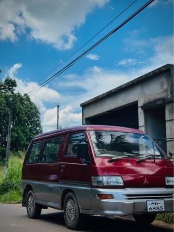 mitsubishi-delica-po5-big-0