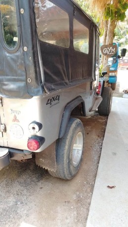 mitsubishi-4dr-j32-big-3