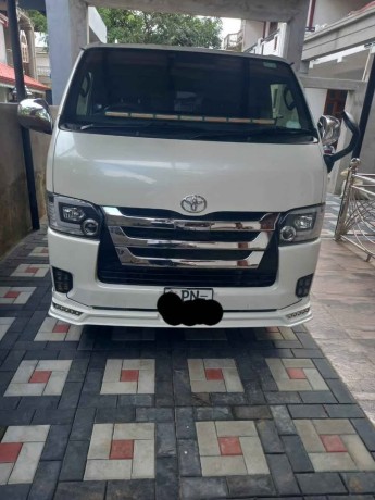 toyota-kdh-dark-prime-gdh-big-0