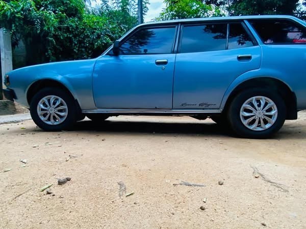 mitsubishi-lancer-wagon-gl-big-0