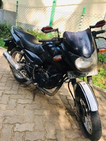 bajaj-pulsar-180cc-big-1