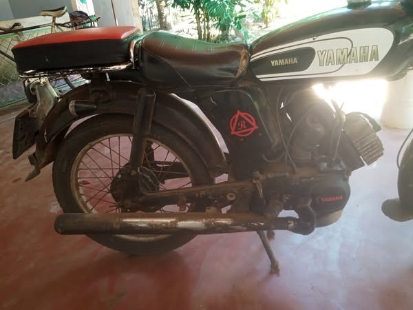 yamaha-yb100-big-0