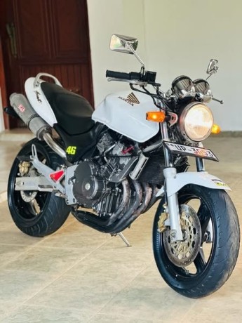 honda-hornet-250-big-0