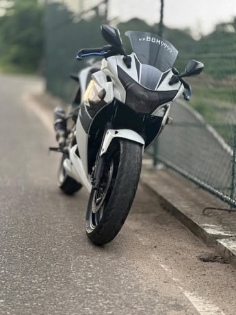 honda-cbr-250r-big-1
