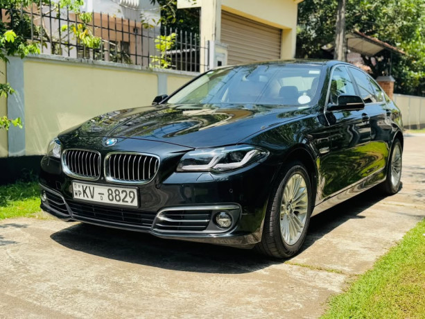 bmw-520d-2012-big-0