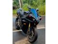 yamaha-yzf-r1-2011-small-2