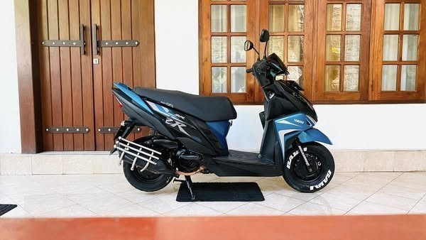 yamaha-zr-big-0