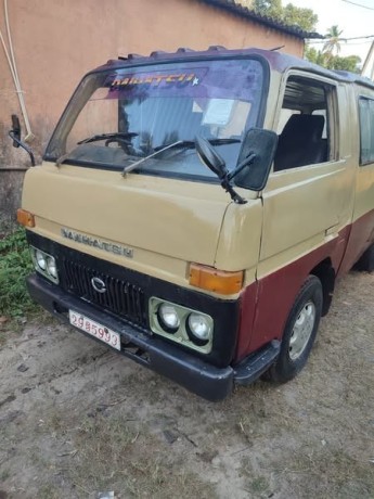 daihatsu-japan-antique-big-1