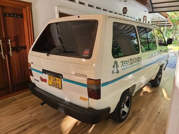 toyota-townace-big-4