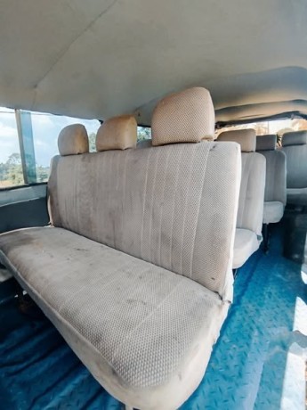 nissan-caravan-vrg-moddle-big-4