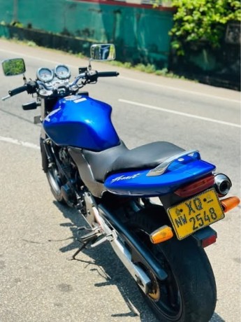 honda-hornet-250-big-4