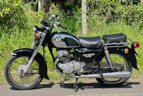 honda-benly-125cc-big-1