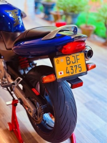 honda-hornet-250-ch-110-fv-big-1