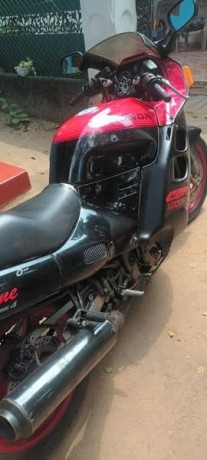 cbr-1000-big-1