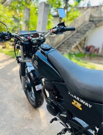yamaha-tw-200-big-2