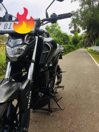 yamaha-fz-v3-big-0