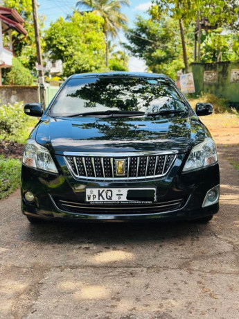 toyota-premio-g-superior-big-0