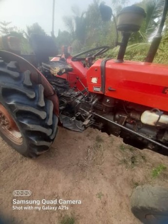 tafe-tractor-big-3