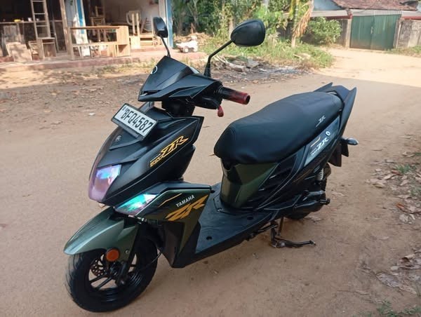 yamaha-ray-zr-2017-big-2